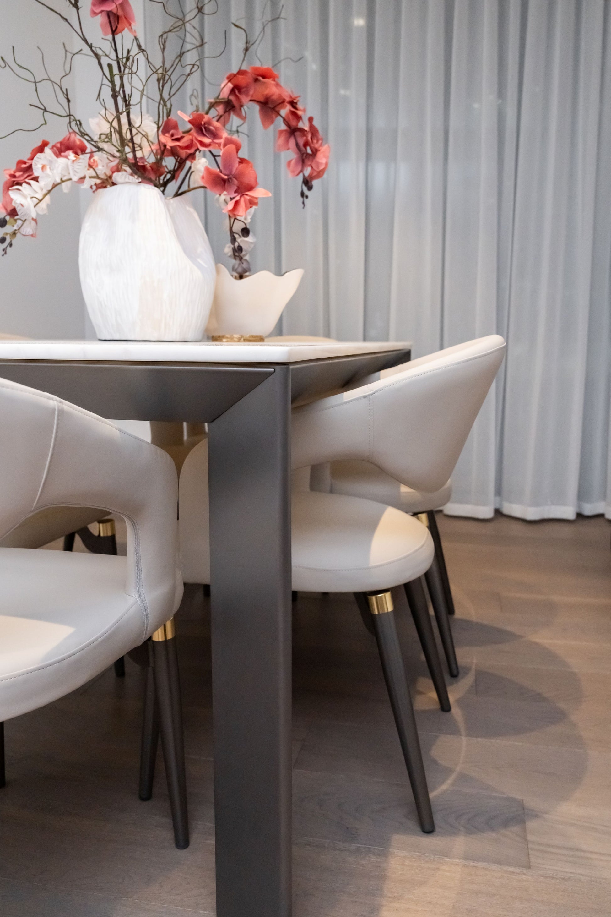 1.8M Star Luxury Marble Dining Table - Fendi White